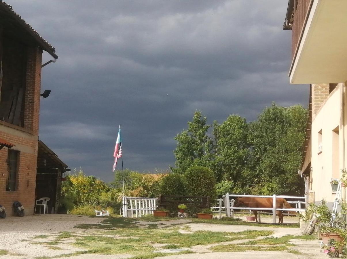 Felix House Bed & Breakfast Codevilla Екстериор снимка