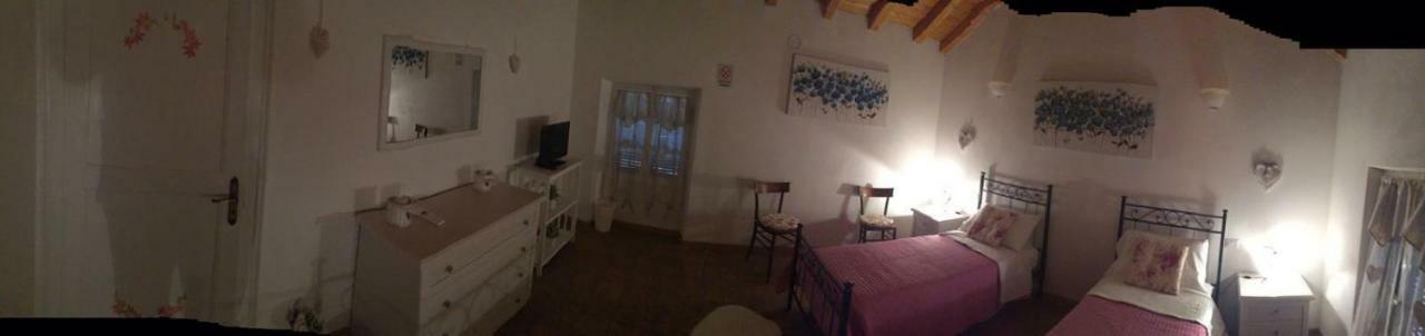 Felix House Bed & Breakfast Codevilla Екстериор снимка